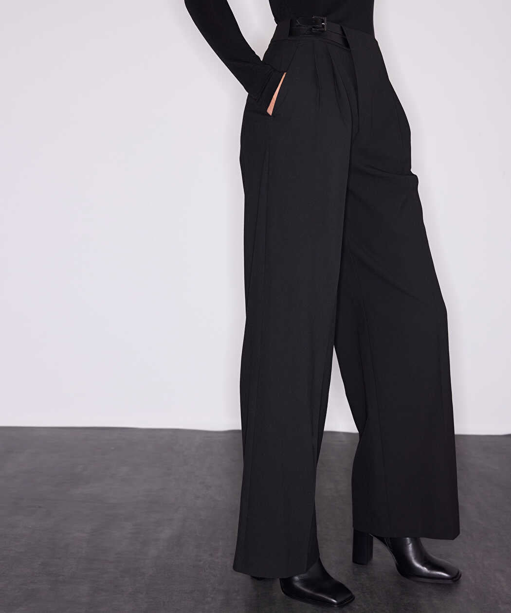 Siyah Çift Kemerli Pantolon Iw6260003294001 | Ipekyol
