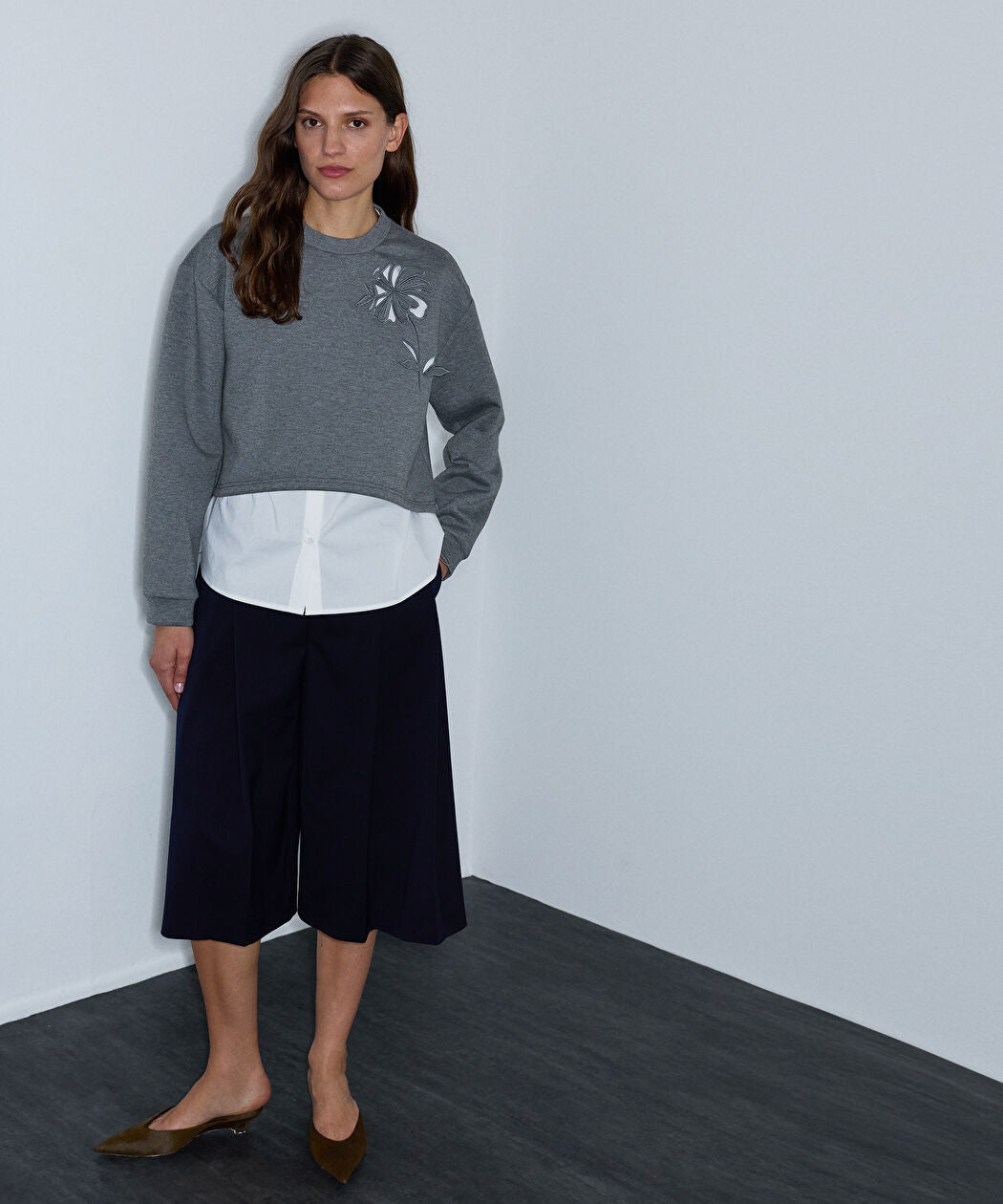 Gri Çift Parça Görünüm Cutout Sweatshirt Iw6260091123126 | Ipekyol