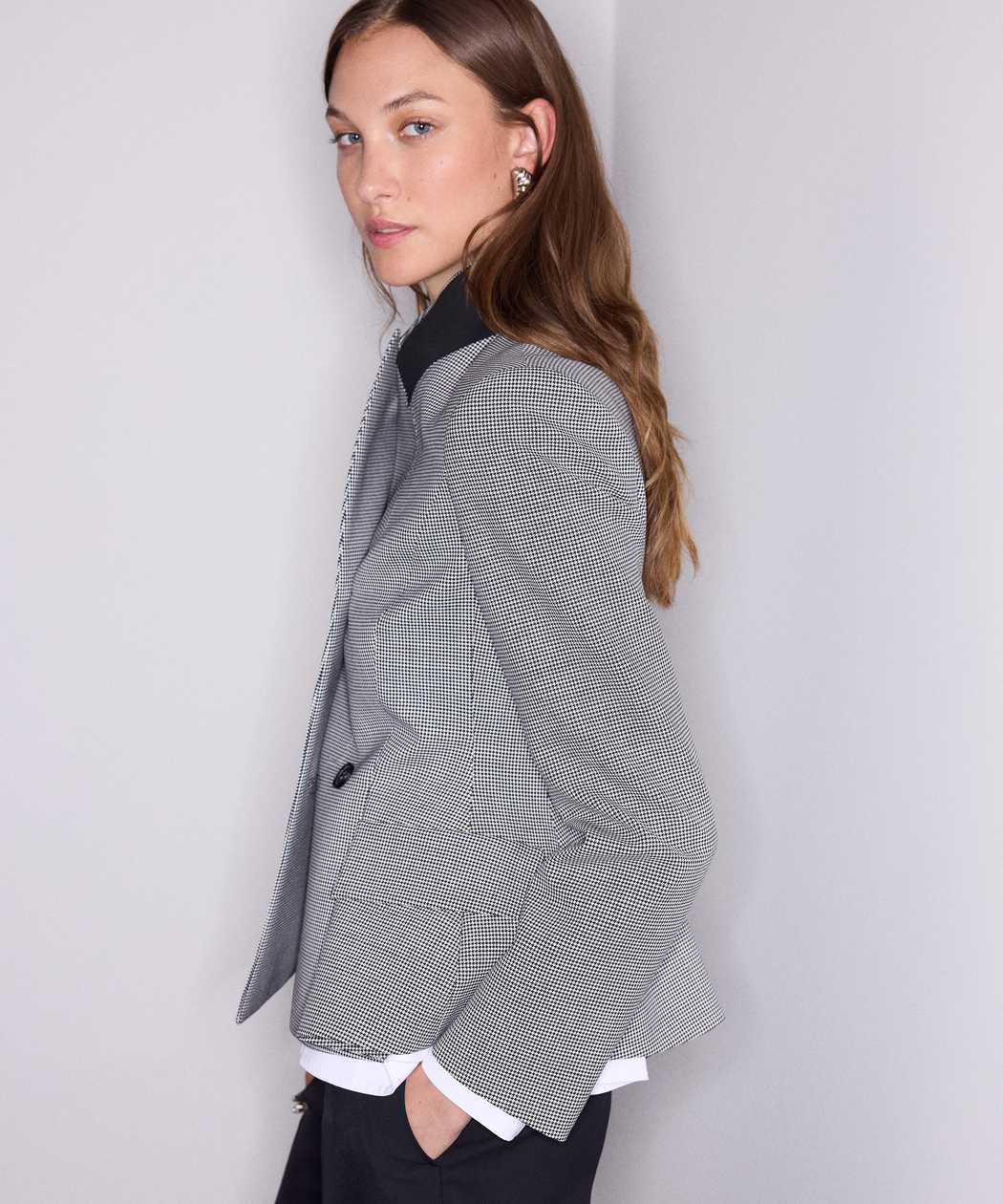 Siyah Yün Içerikli Kazayağı Desen Blazer Iw6260106131001 | Ipekyol
