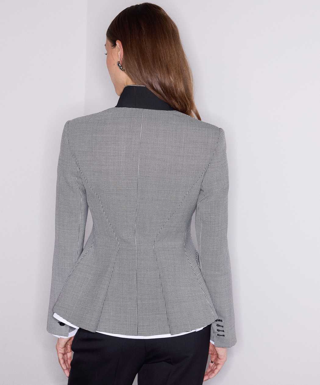 Siyah Yün Içerikli Kazayağı Desen Blazer Iw6260106131001 | Ipekyol