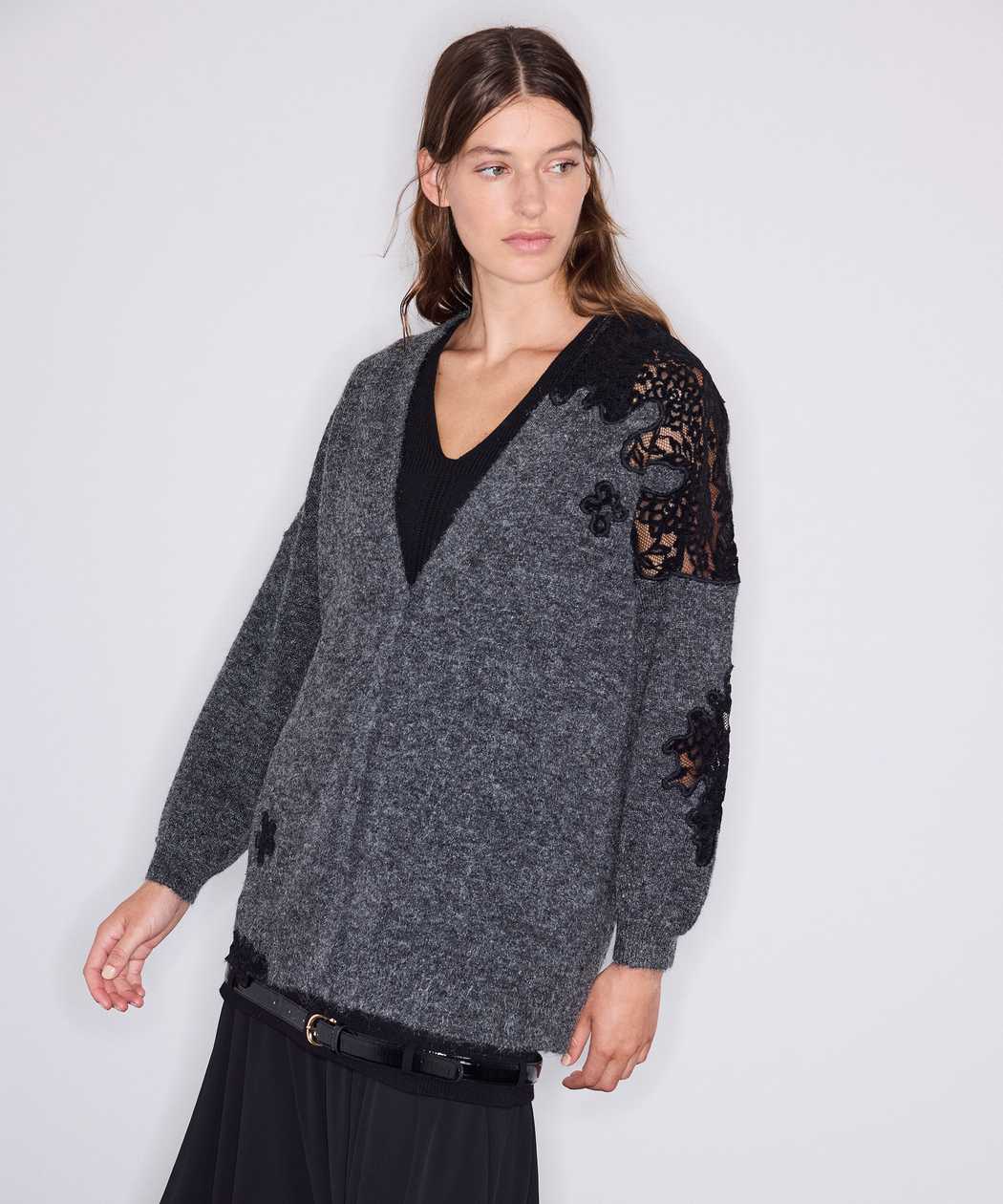 Antrasit Dantel Mix Oversize Hırka Iw6260150149036 | Ipekyol