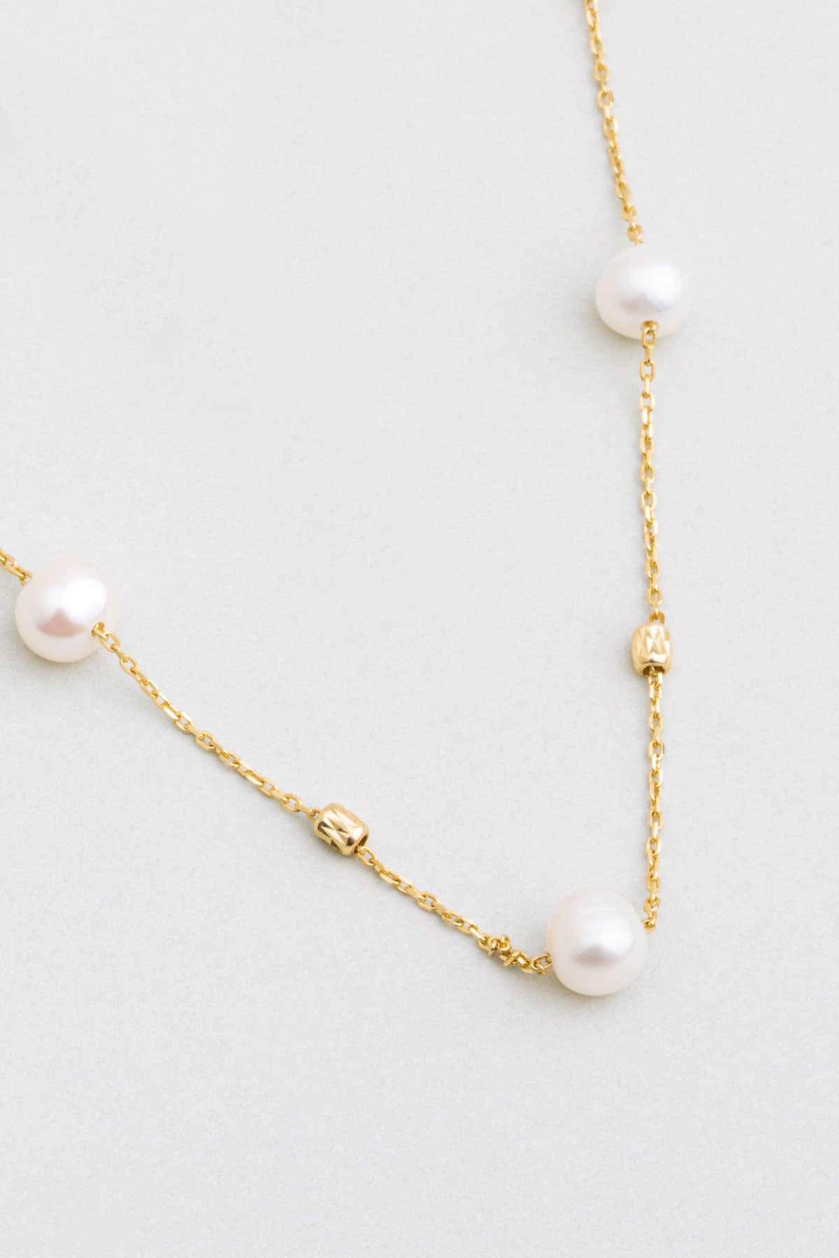 Doğal Inci 14 Ayar Altın Kolye M003220163644