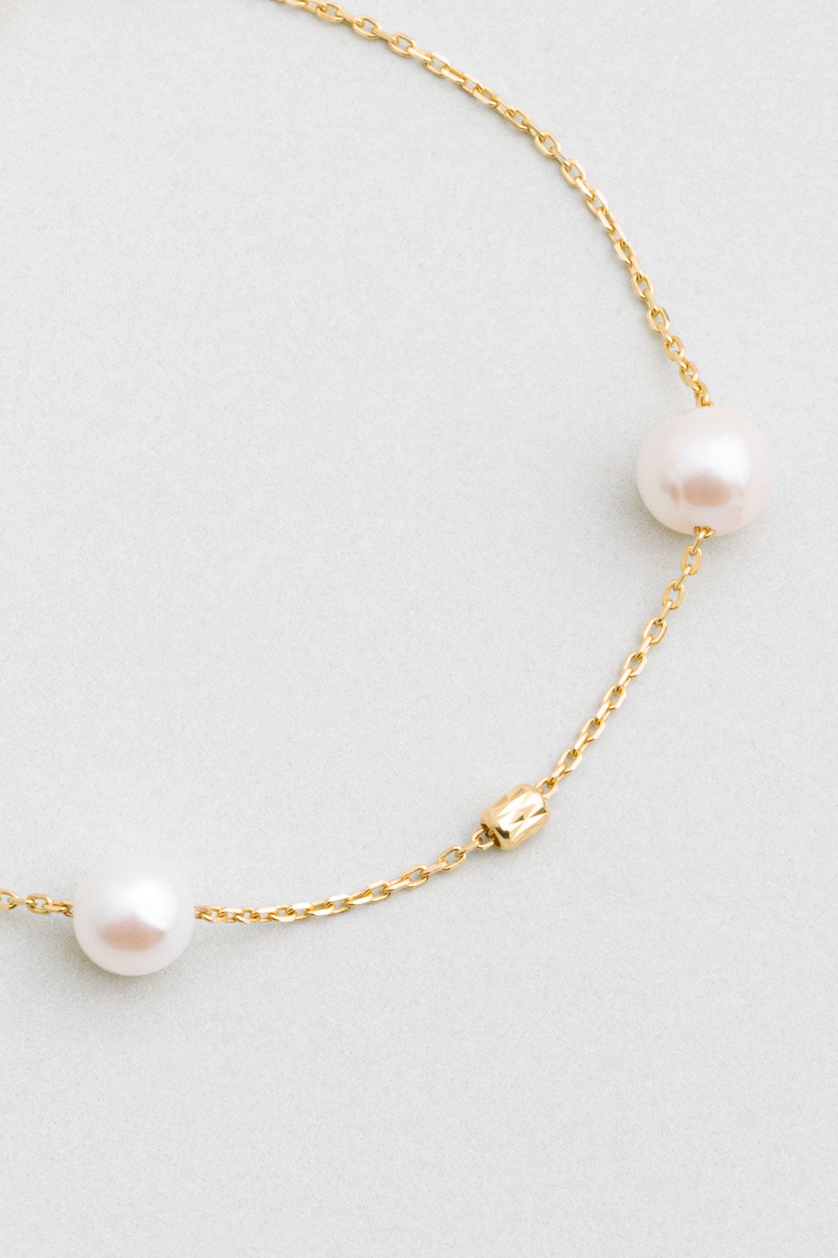 Doğal Inci Taşlı 14 Ayar Sarı Altın Bileklik M003230093644