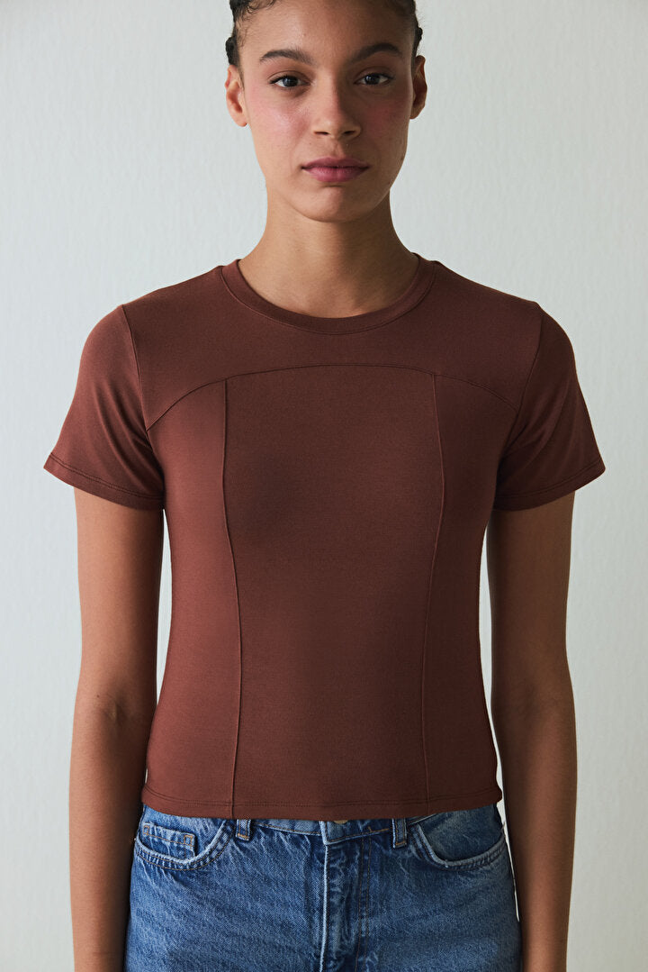 Kapuçino Bisiklet Yaka Slim Fit Modal Baby Tee Tişört