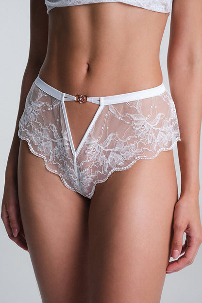 Kırık Beyaz Scarlett Dantelli Düşük Bel Şort