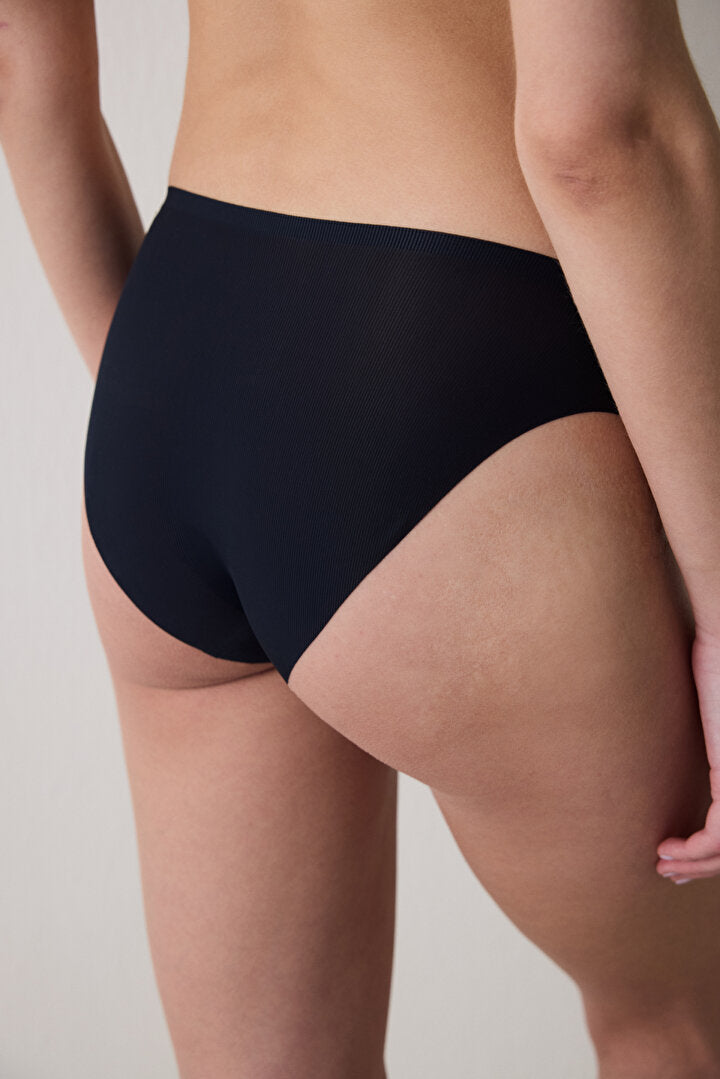 Zerogram - Invisible Light Siyah Slip Külot