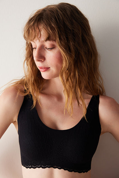 #izbırakmaz Siyah Invisible Dantel Detaylı Dikişsiz Sütyen