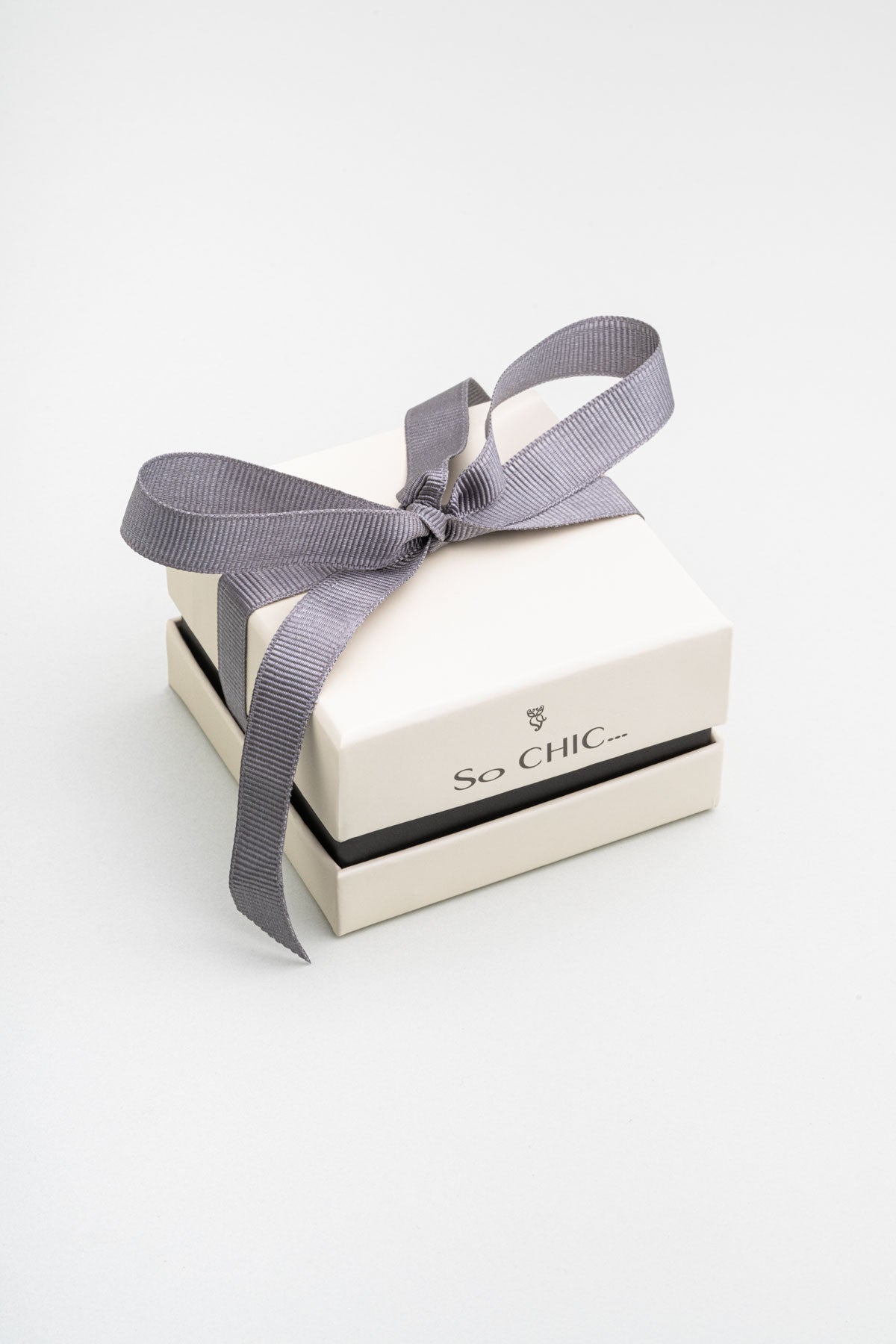 Siyah Taşlı 22 Cm Gümüş Erkek Su Yolu Bileklik 5205390299