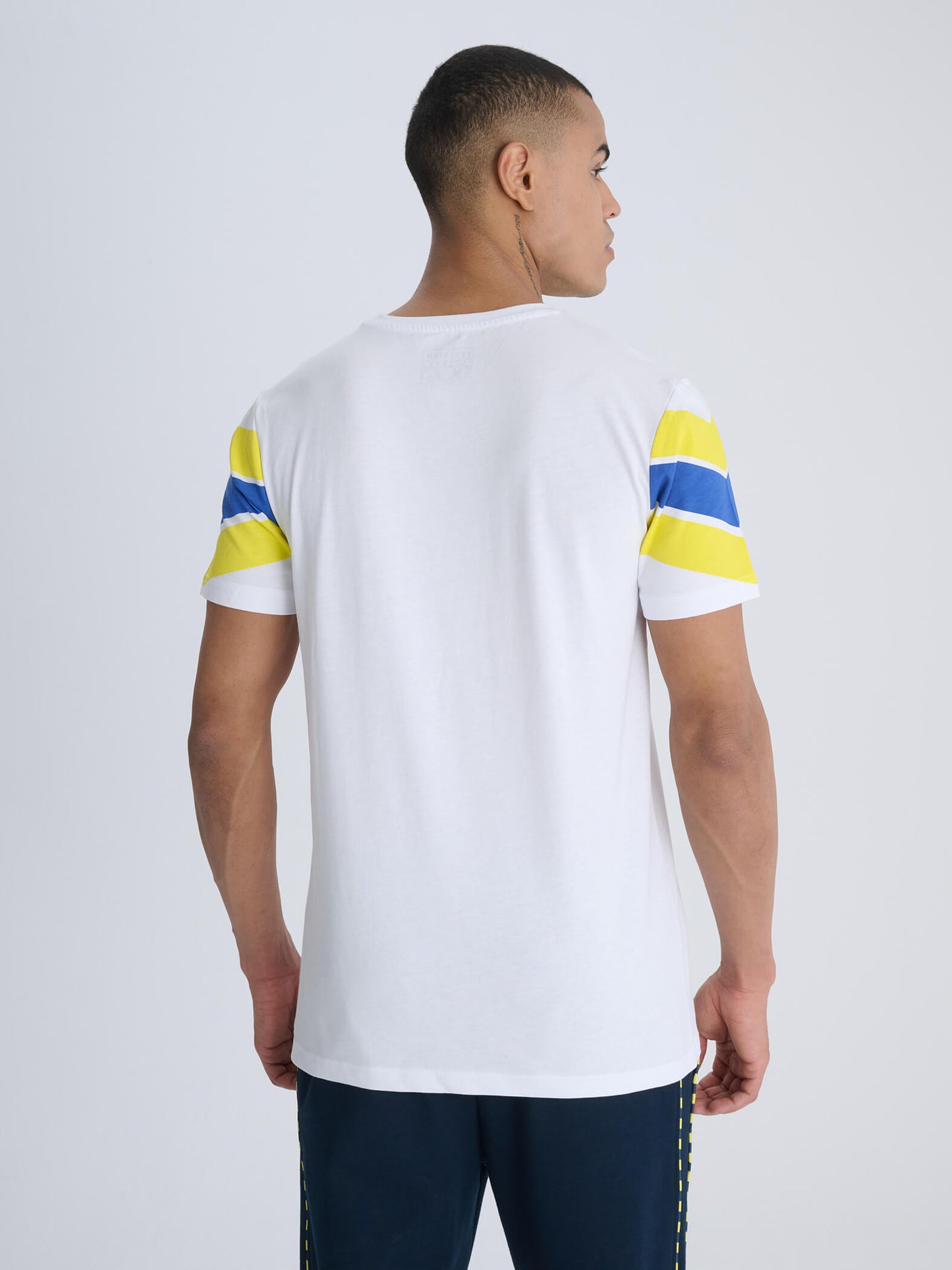 Fenerbahçe Beyaz Tribün Sarı Lacivert Zigzaglı Erkek Tshirt