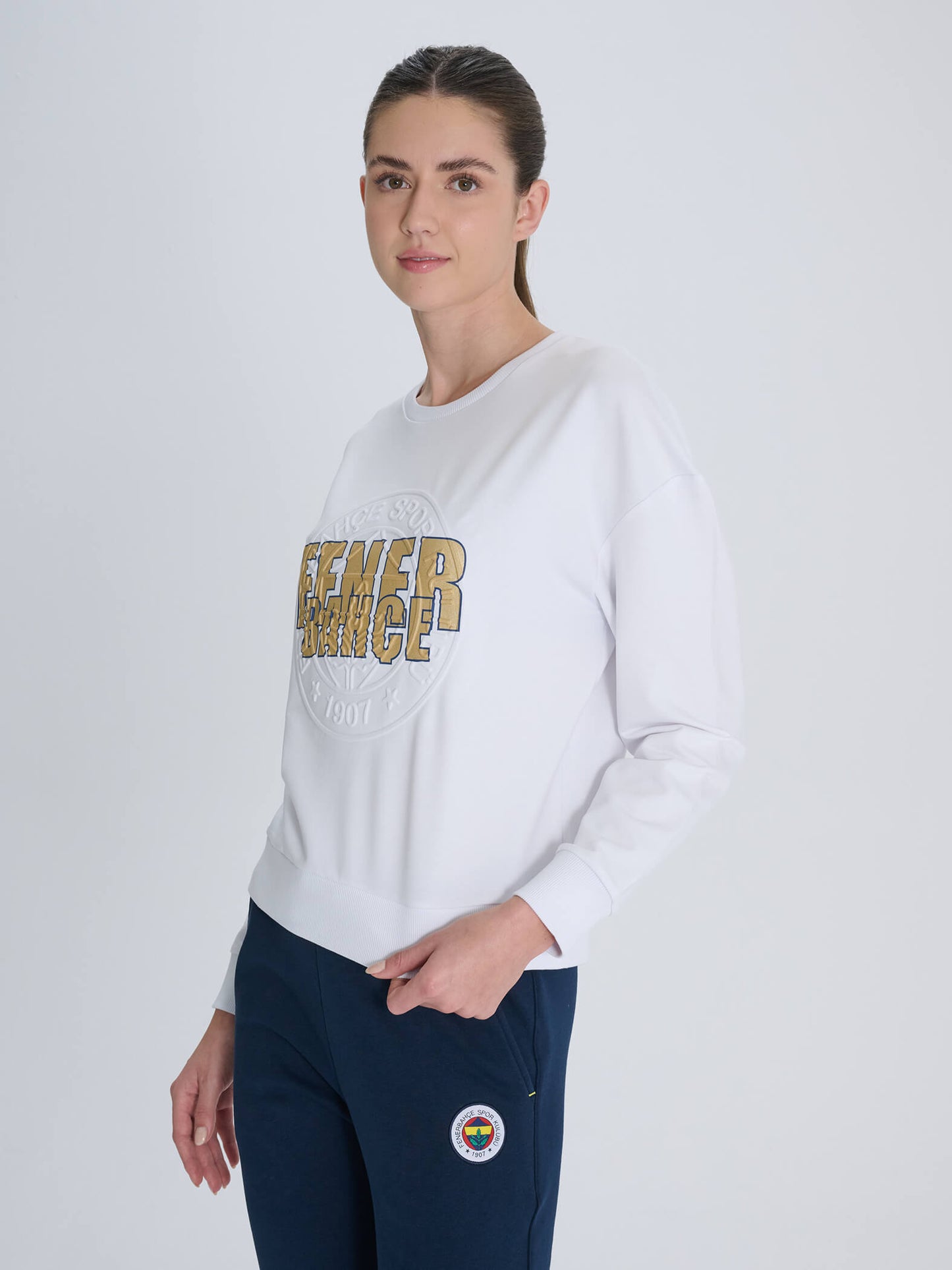 Fenerbahçe Beyaz Tribün Varak Baskılı Kadın Sweatshirt