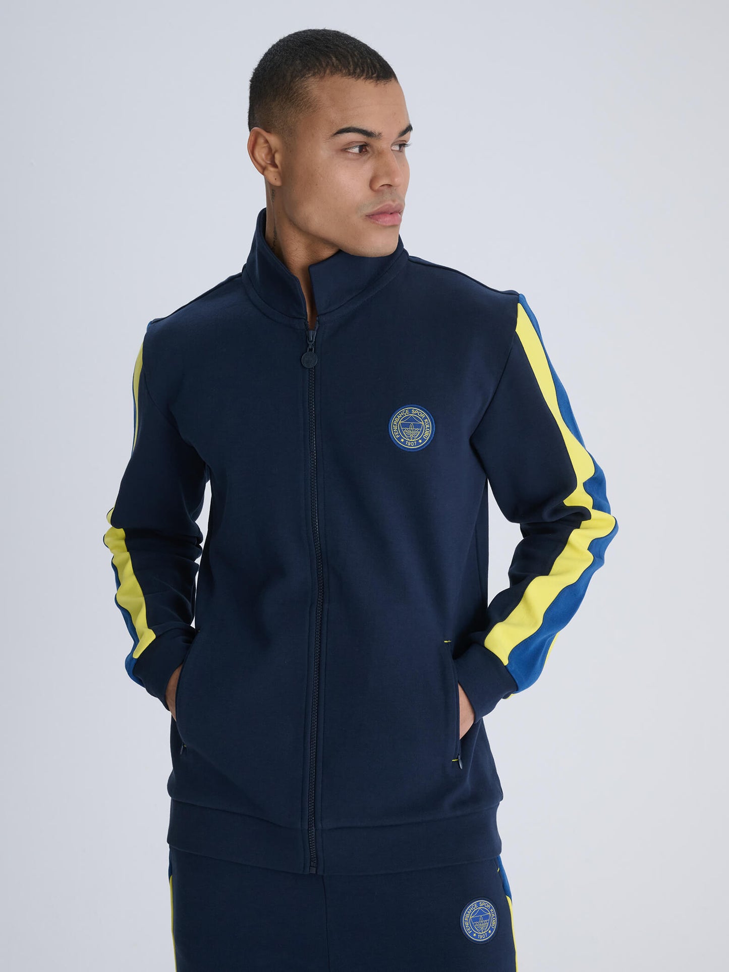 Fenerbahçe Lacivert Tribün Tek Renk Logolu Erkek Sweatshirt