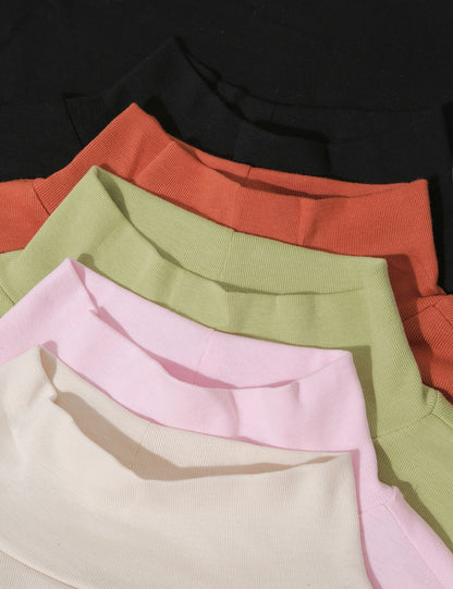 Pamuklu Boğazlı Yaka Slim Fit Üst