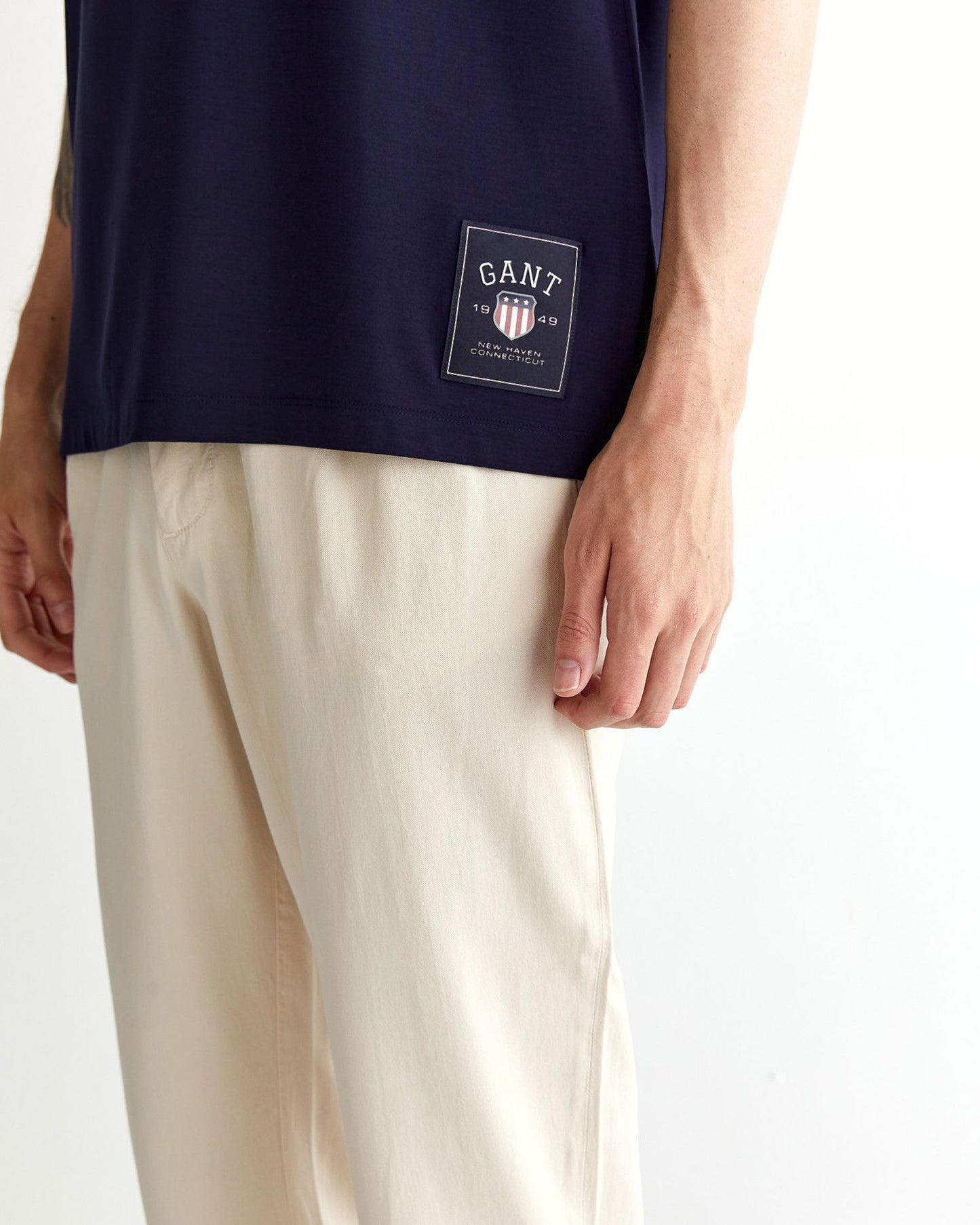 Gant Erkek Lacivert Relaxed Fit Bisiklet Yaka Logolu T-shirt