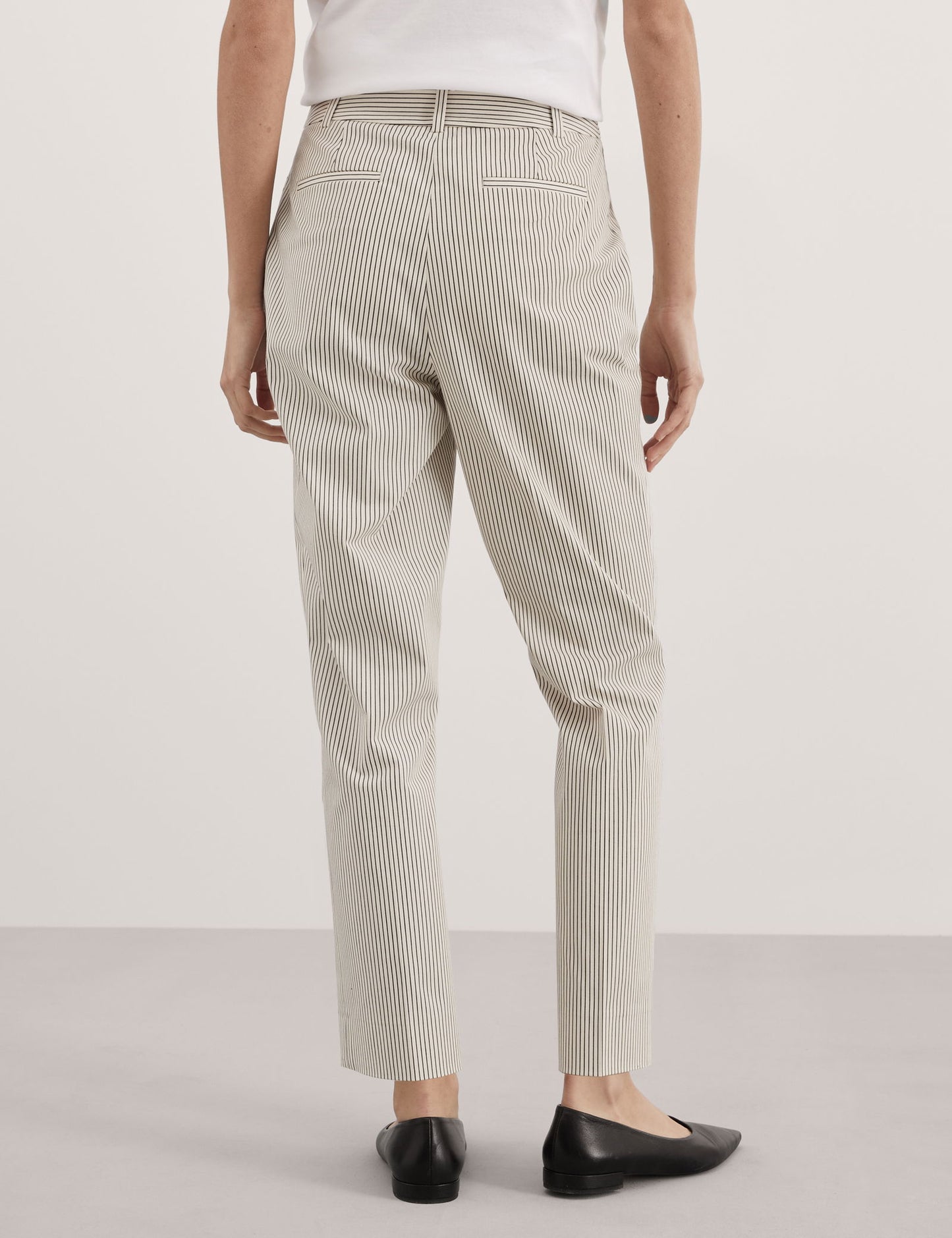 Yüksek Bel Çizgili Tapered Fit Pantolon