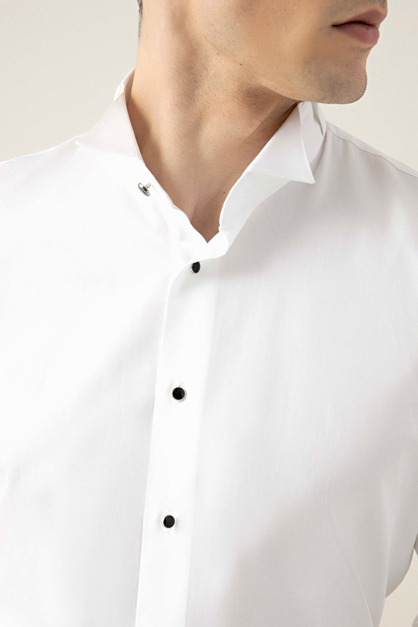 Damat Slim Fit Beyaz Düz %100 Pamuk Nano Care Smokin Gömlek