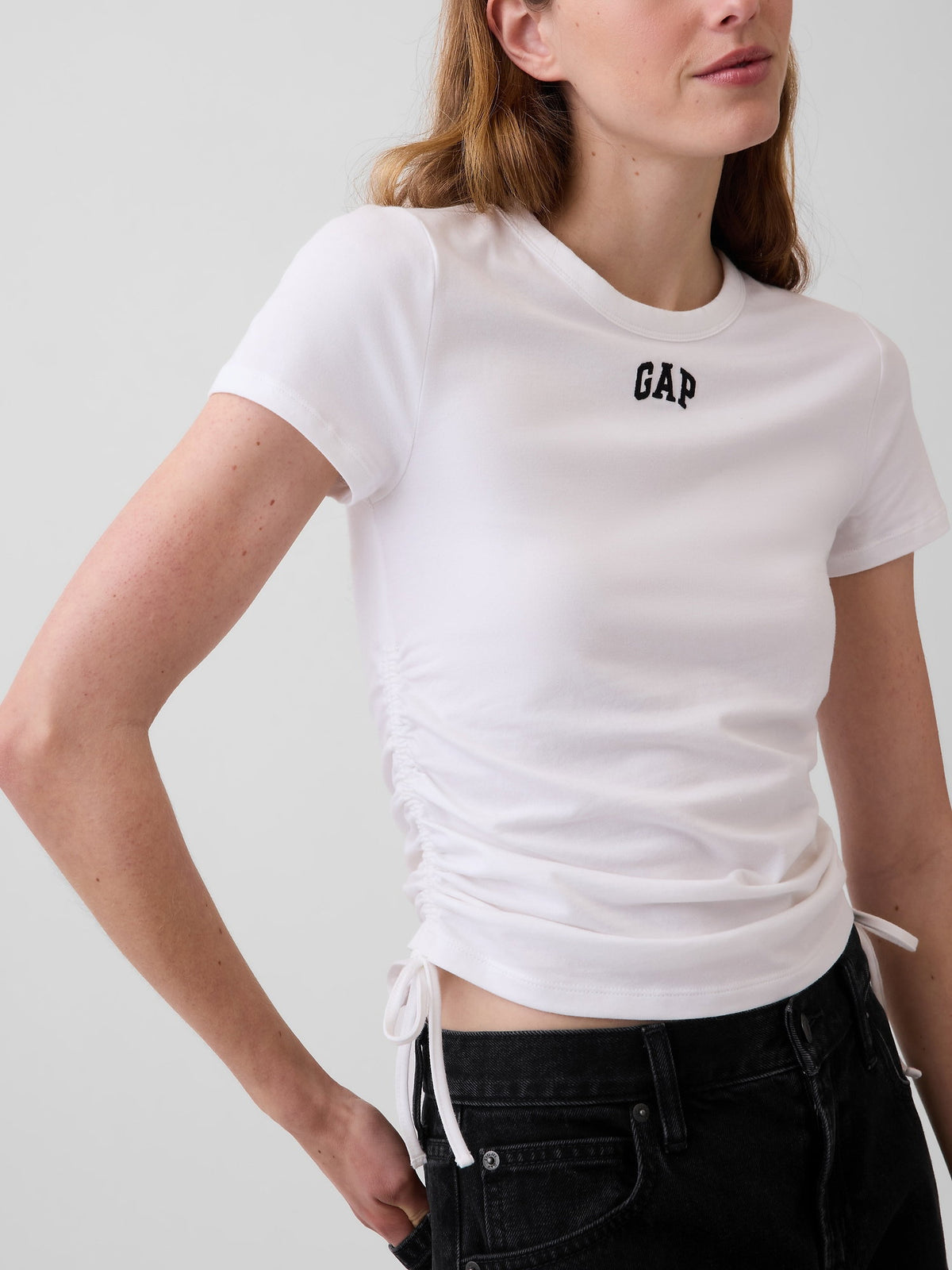Beyaz Closeknit Jersey Logo Ruched Side-tie T-shirt