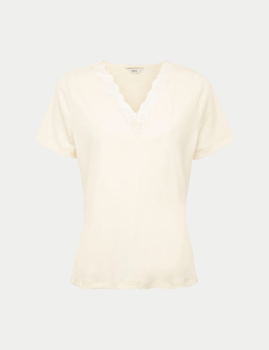 Dantel Detaylı V Yaka T-shirt