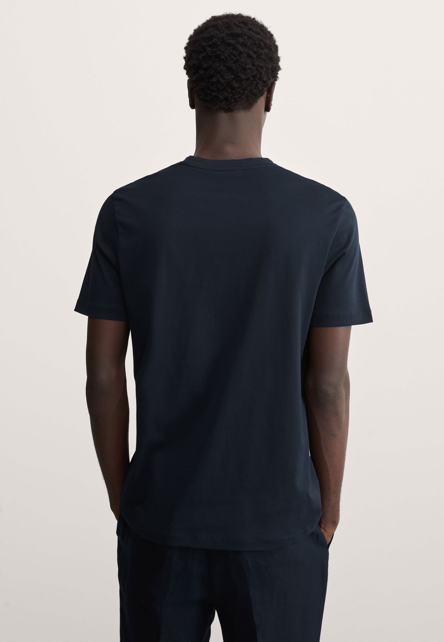 Saf Pamuklu Kısa Kollu Yuvarlak Yaka T-shirt