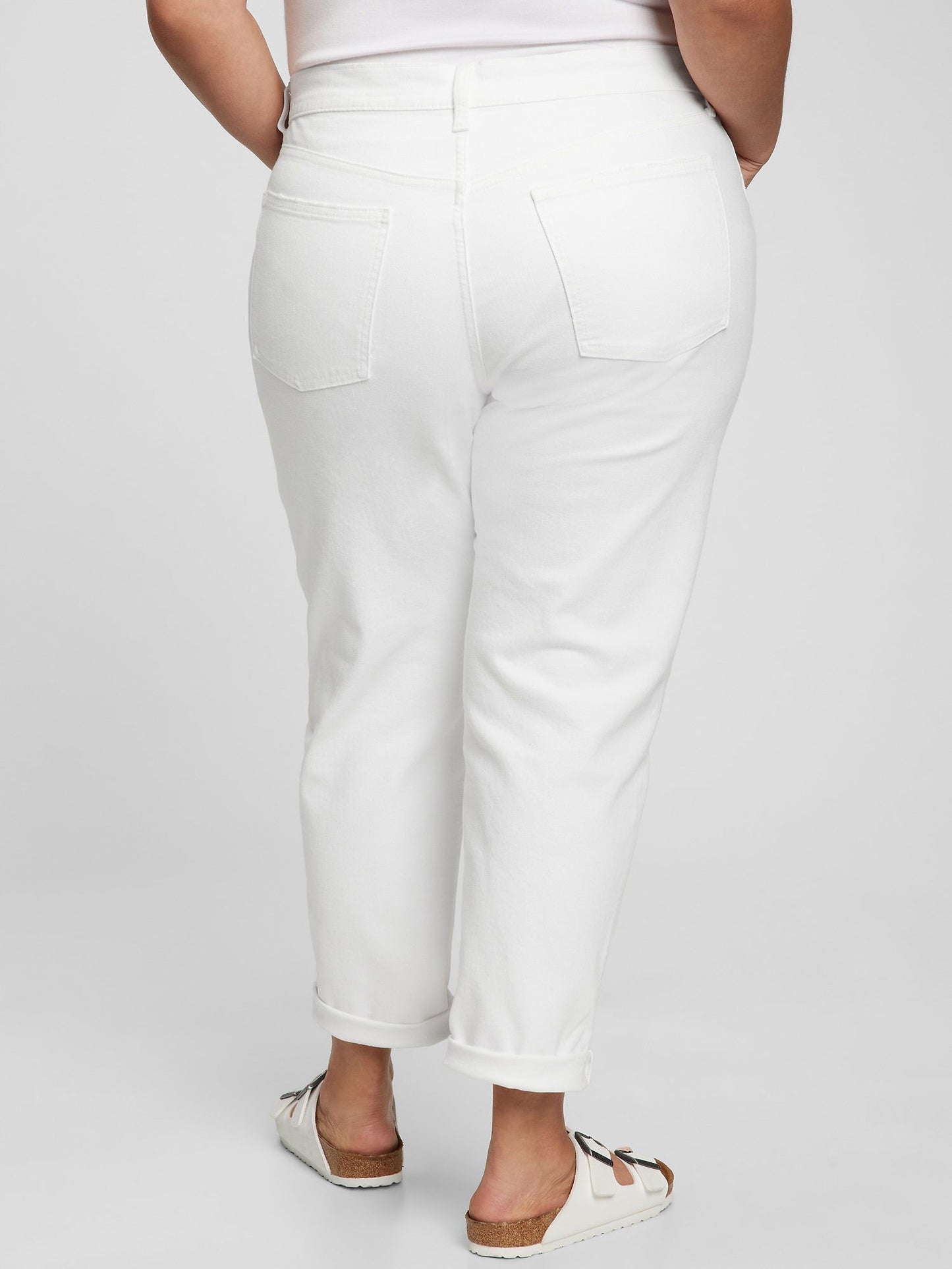 Beyaz Mid Rise Girlfriend Washwell™ Jean Pantolon