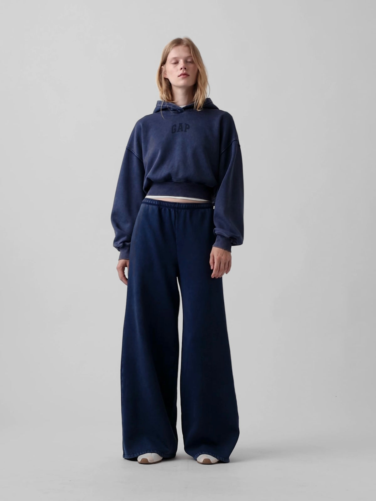 Lacivert Vintagesoft Crop Logo Sweatshirt