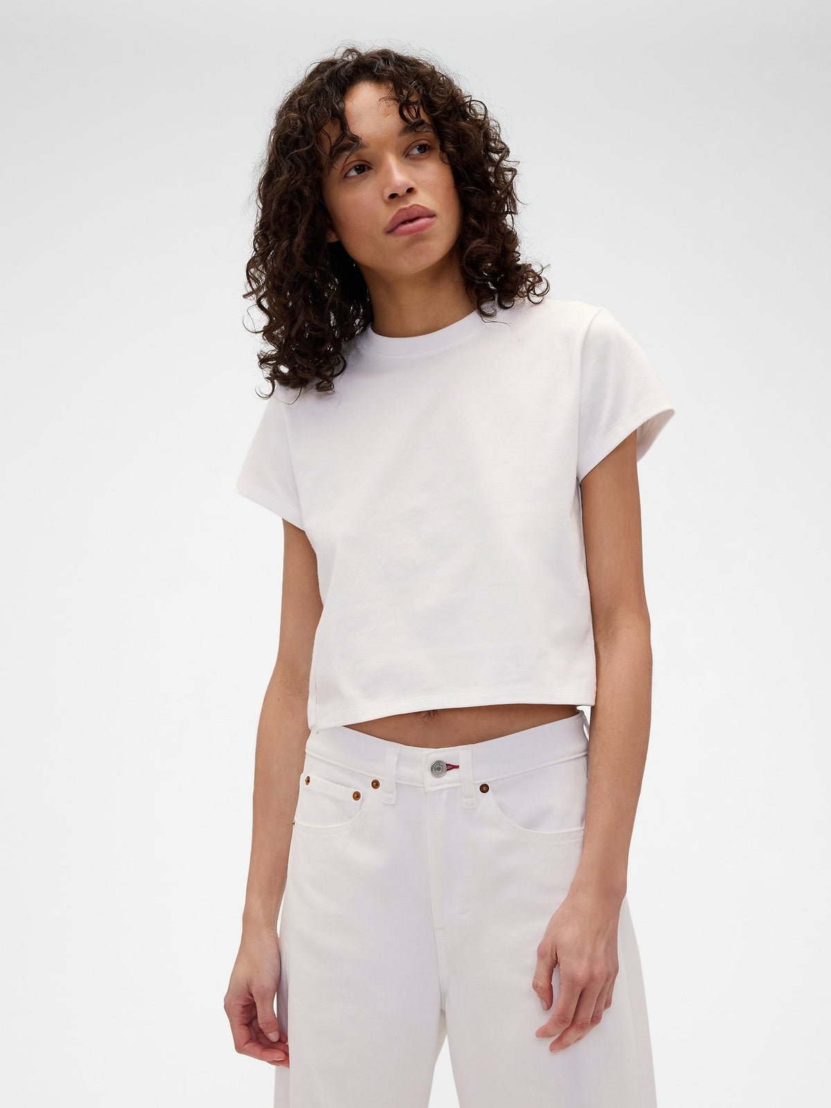 Beyaz Gap × Victoria Beckham Organik Pamuk Logo Crop T-shirt