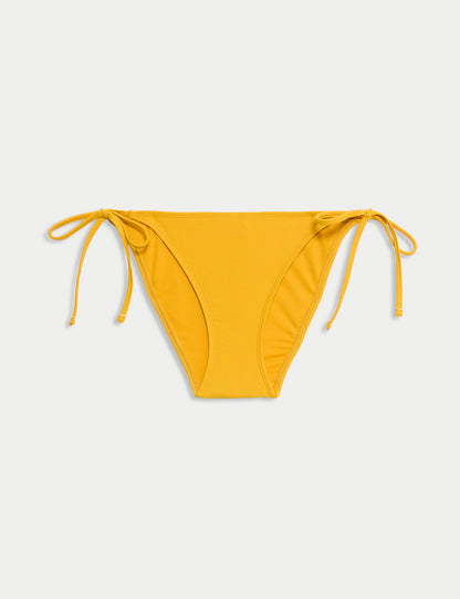 Bağlamalı Yan Detaylı Bikini Altı