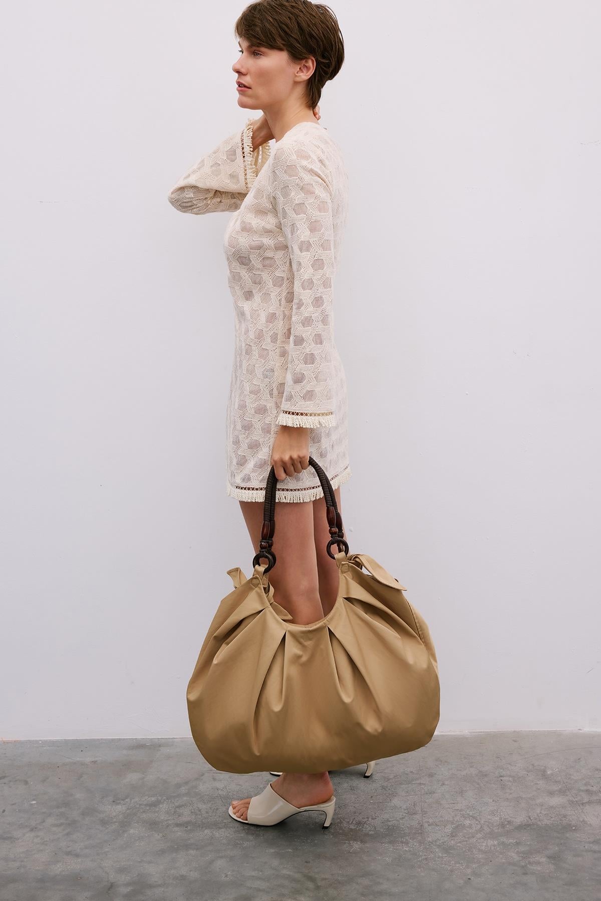 Ahşap Saplı Büyük Camel Çanta