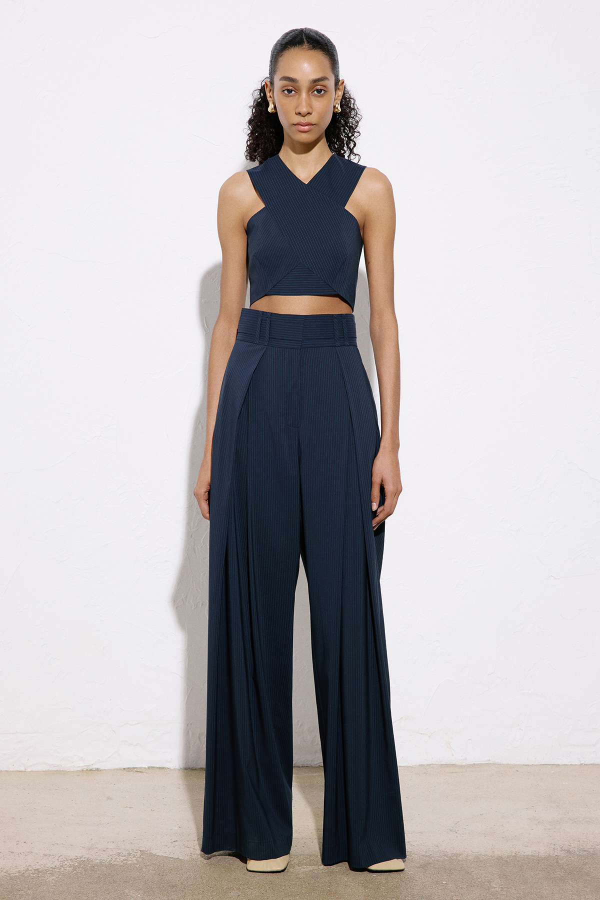 Asimetrik Detaylı Çizgili Crop Lacivert Büstiyer