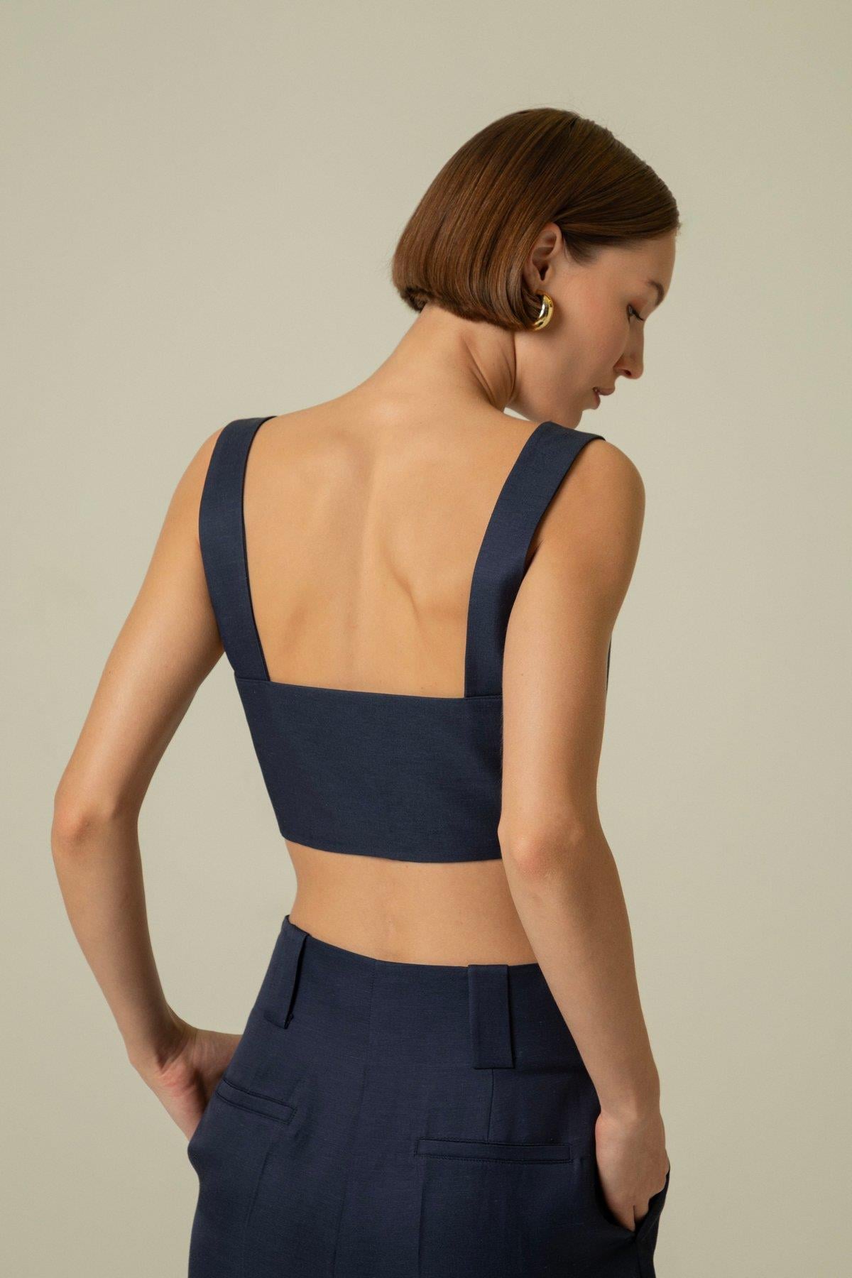 Askılı Gold Düğme Detaylı Lacivert Crop Top