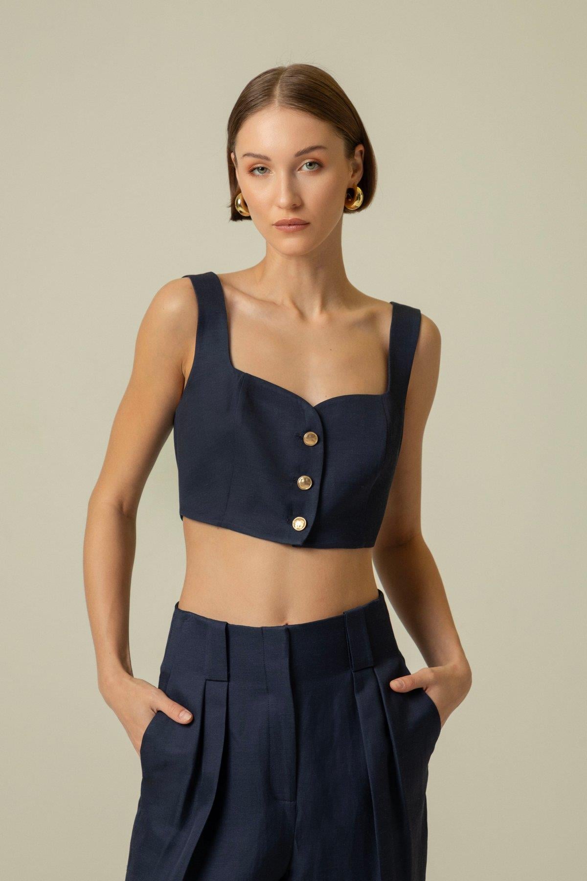 Askılı Gold Düğme Detaylı Lacivert Crop Top