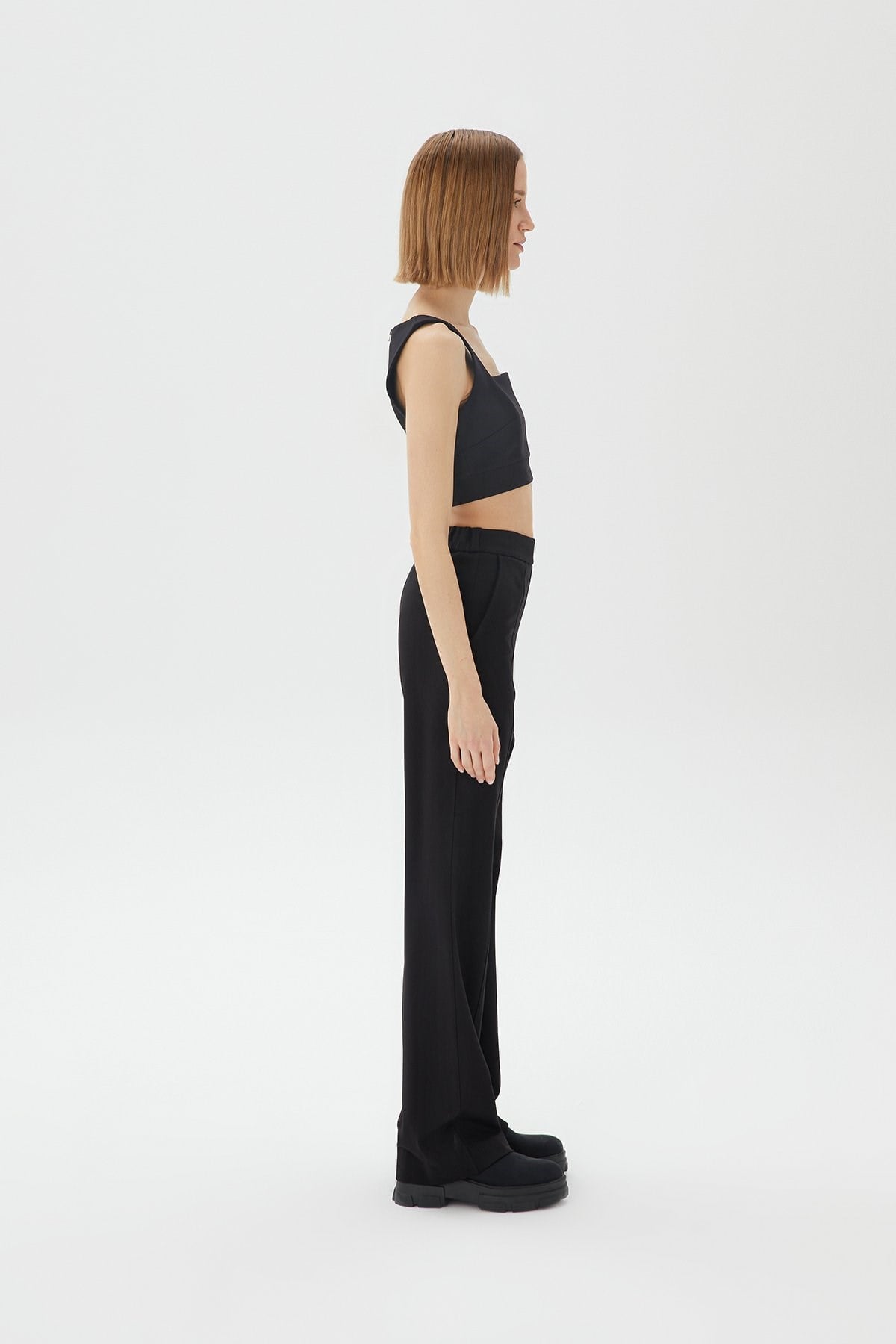 Askılı Siyah Crop Top
