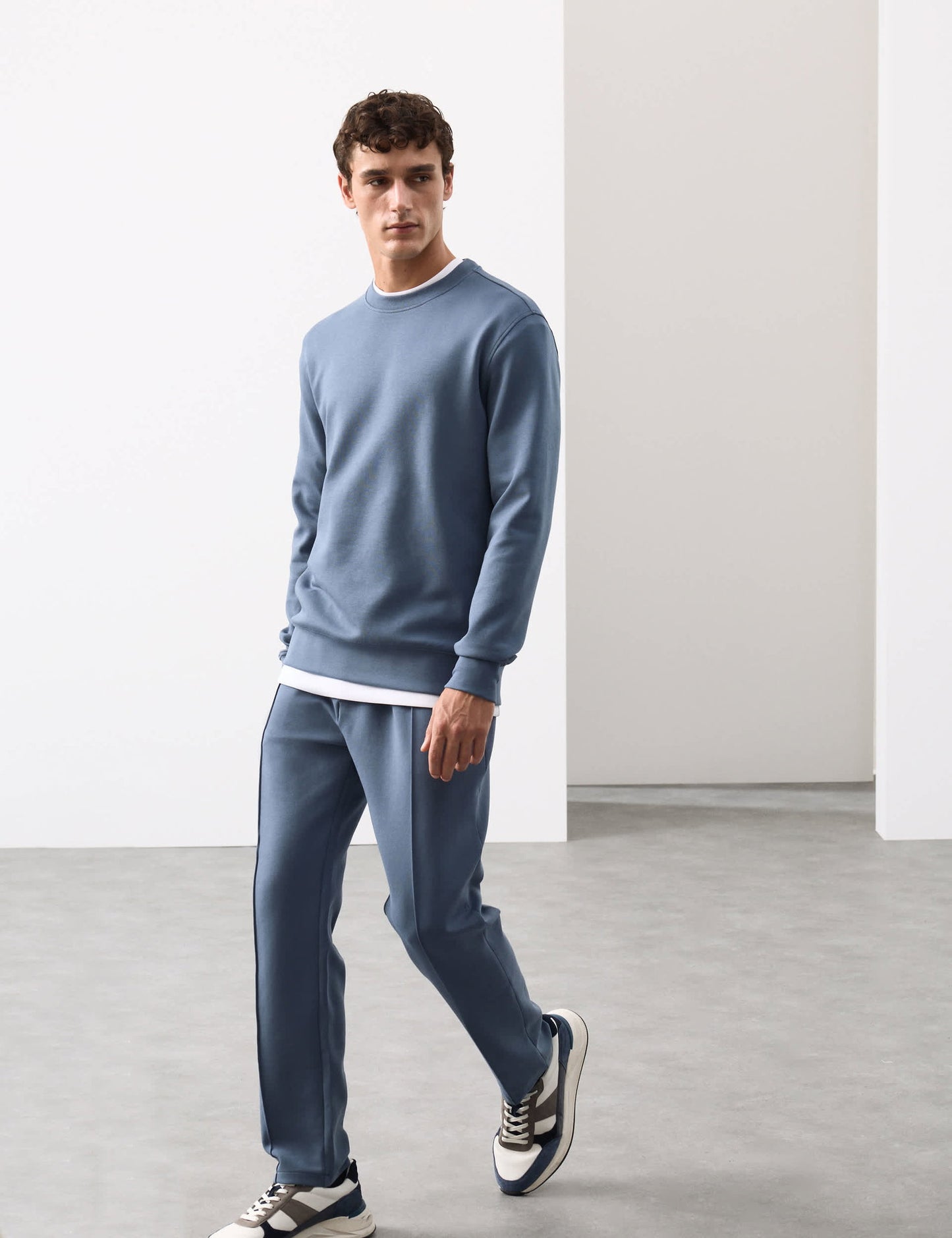 Pamuk Karışımlı Bisiklet Yaka Sweatshirt