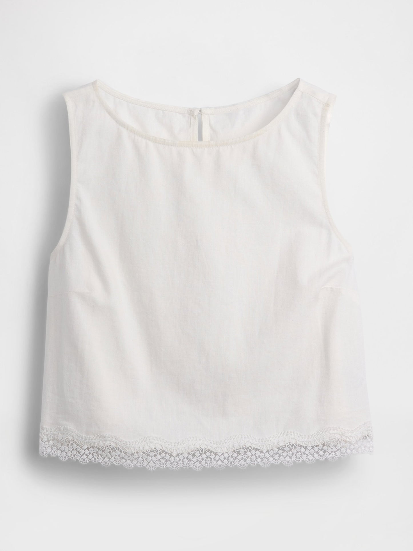 Beyaz Keten Karışımı Dantel Kenar Crop Bluz