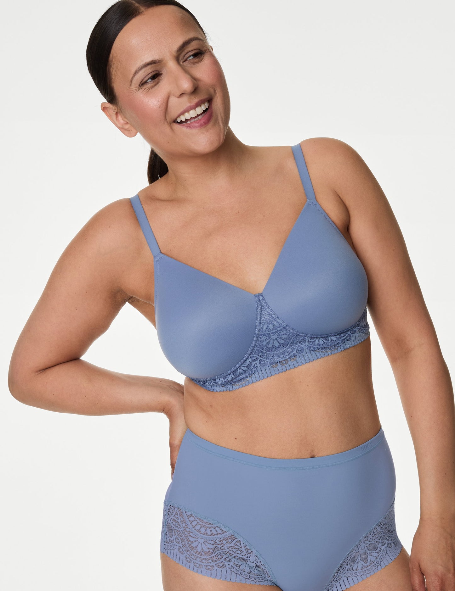 Body Soft:trade_mark: Dantel Detaylı Balensiz Pamuklu Ameliyat Sonrası Sütyeni
