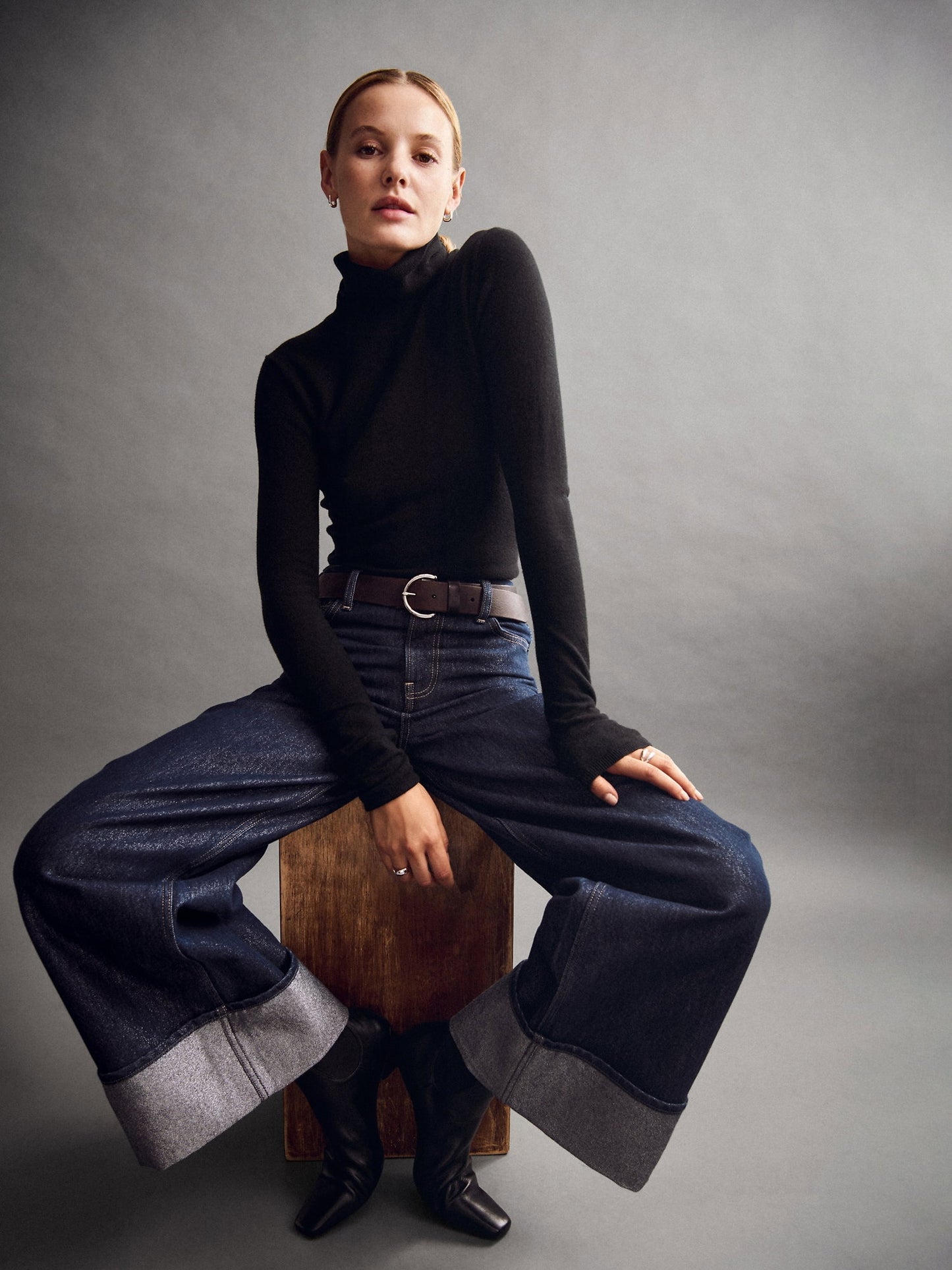 Koyu Mavi Mid Rise Metalik Cuffed Baggy Jean Pantolon
