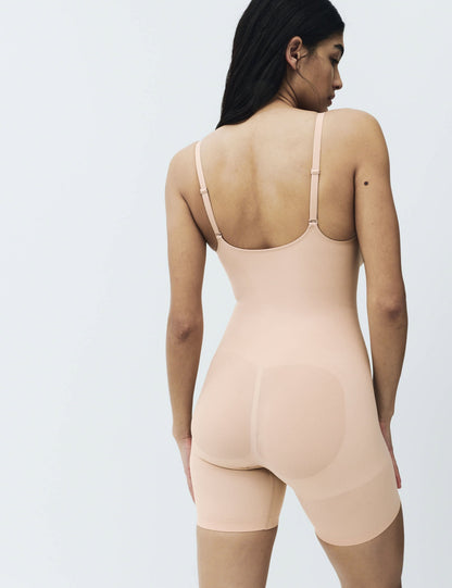 Güçlü Toparlayıcı Dikişsiz Body
