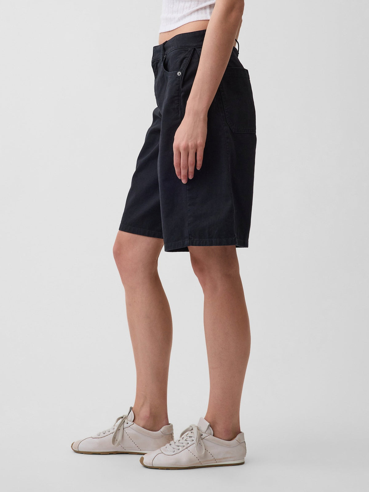 Siyah Mid Rise Twill Side-pleat Şort