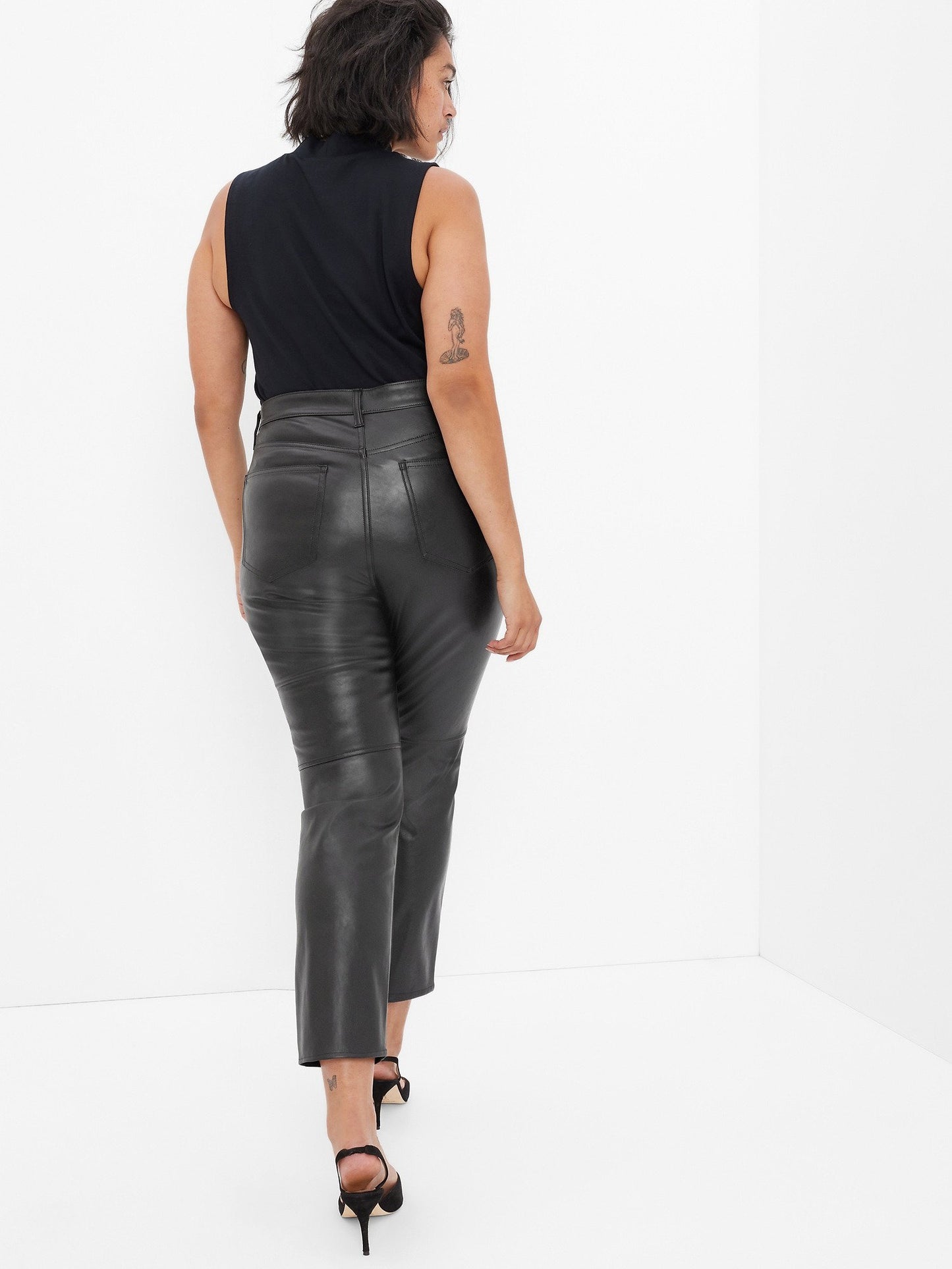 Siyah High Rise Suni Vegan Deri Vintage Slim Jean Pantolon