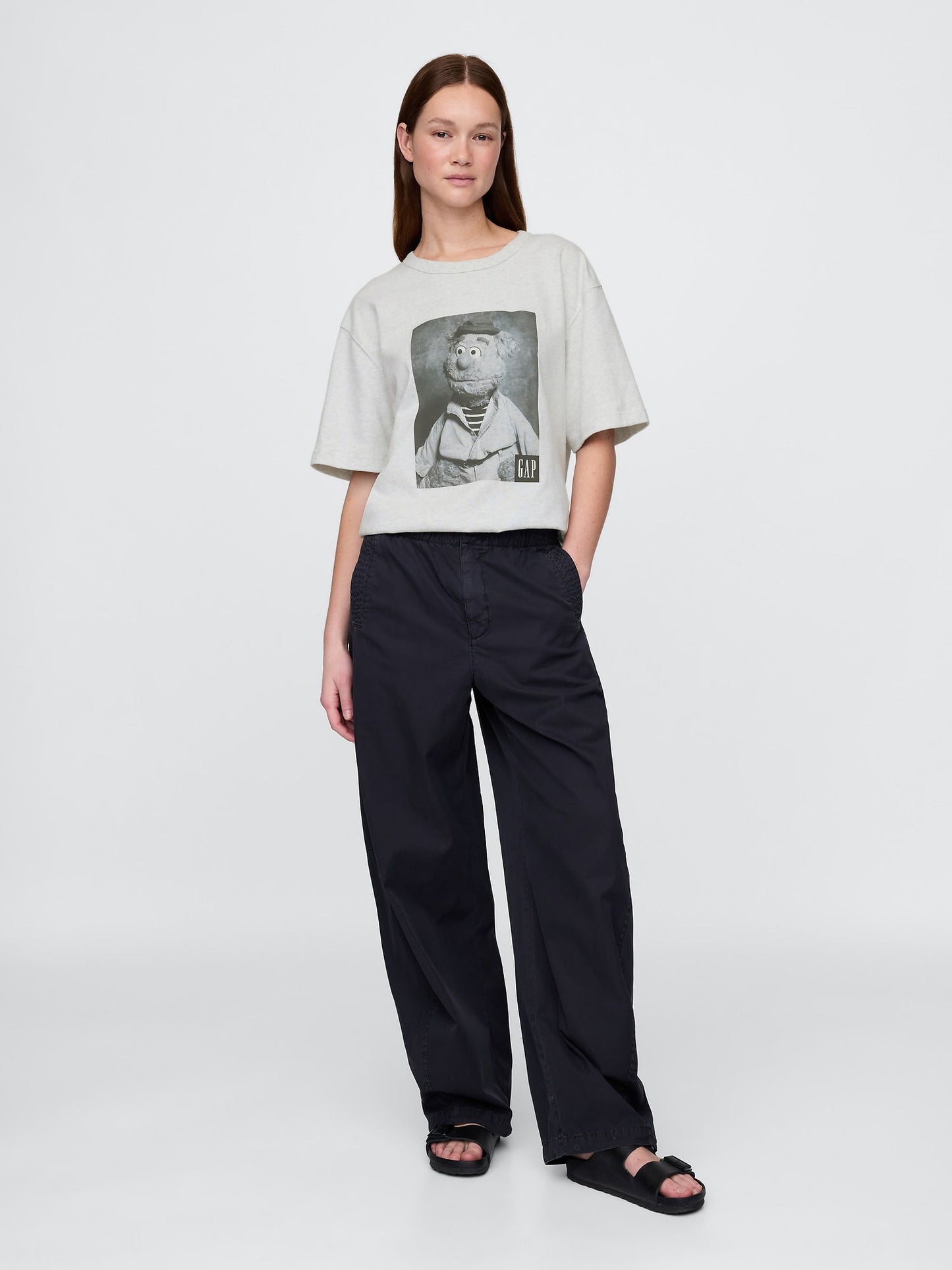 Gri Gap × Disney The Muppets Grafik T-shirt