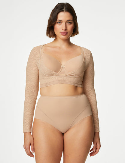 Flexifit:trade_mark: Düşük Sıkılıkta Dantel Detaylı Bolero