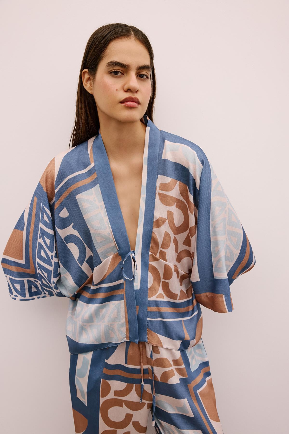 Bağlamalı Desenli Indigo Kimono