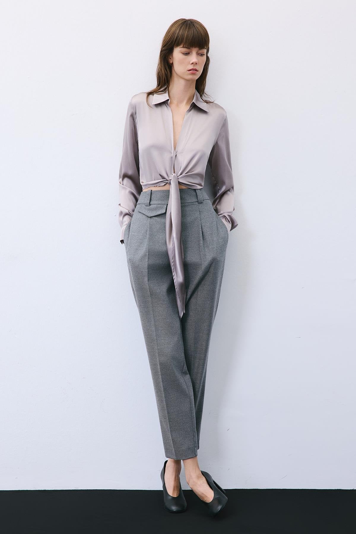 Bağlamalı Ipek Crop Gri Gömlek Bluz