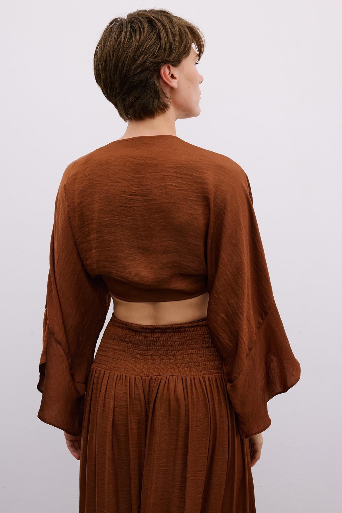 Bağlamalı Rahat Kahve Crop Bluz