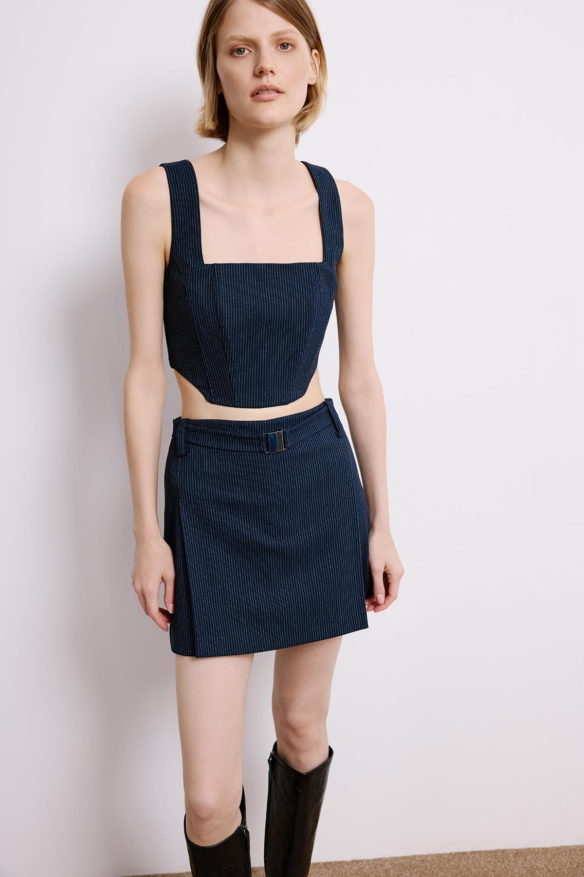 Balen Detaylı Çizgili Lacivert Crop Büstiyer