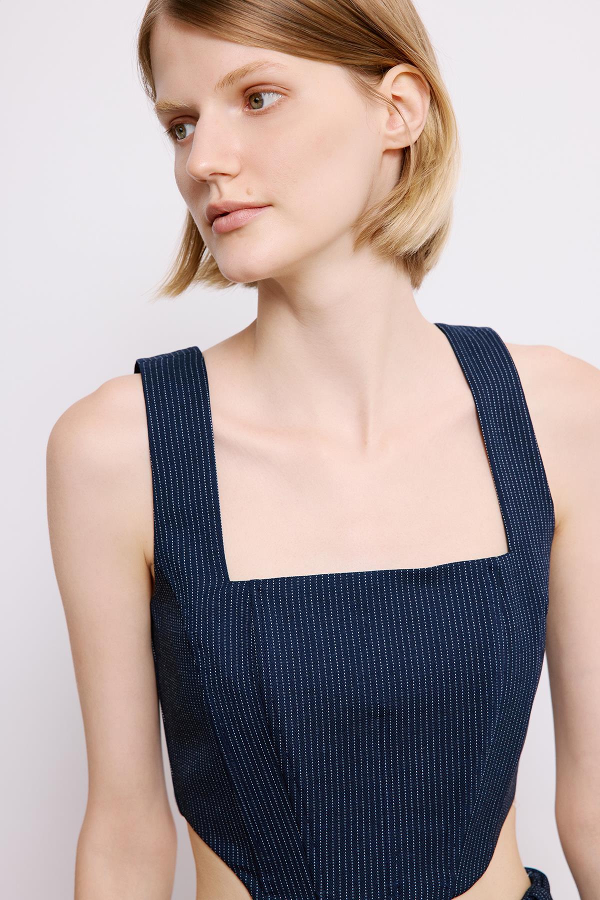 Balen Detaylı Çizgili Lacivert Crop Büstiyer