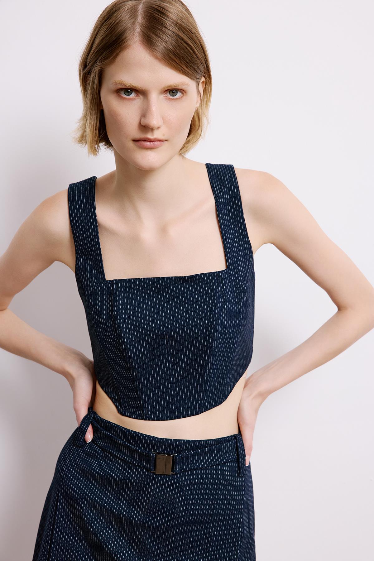 Balen Detaylı Çizgili Lacivert Crop Büstiyer