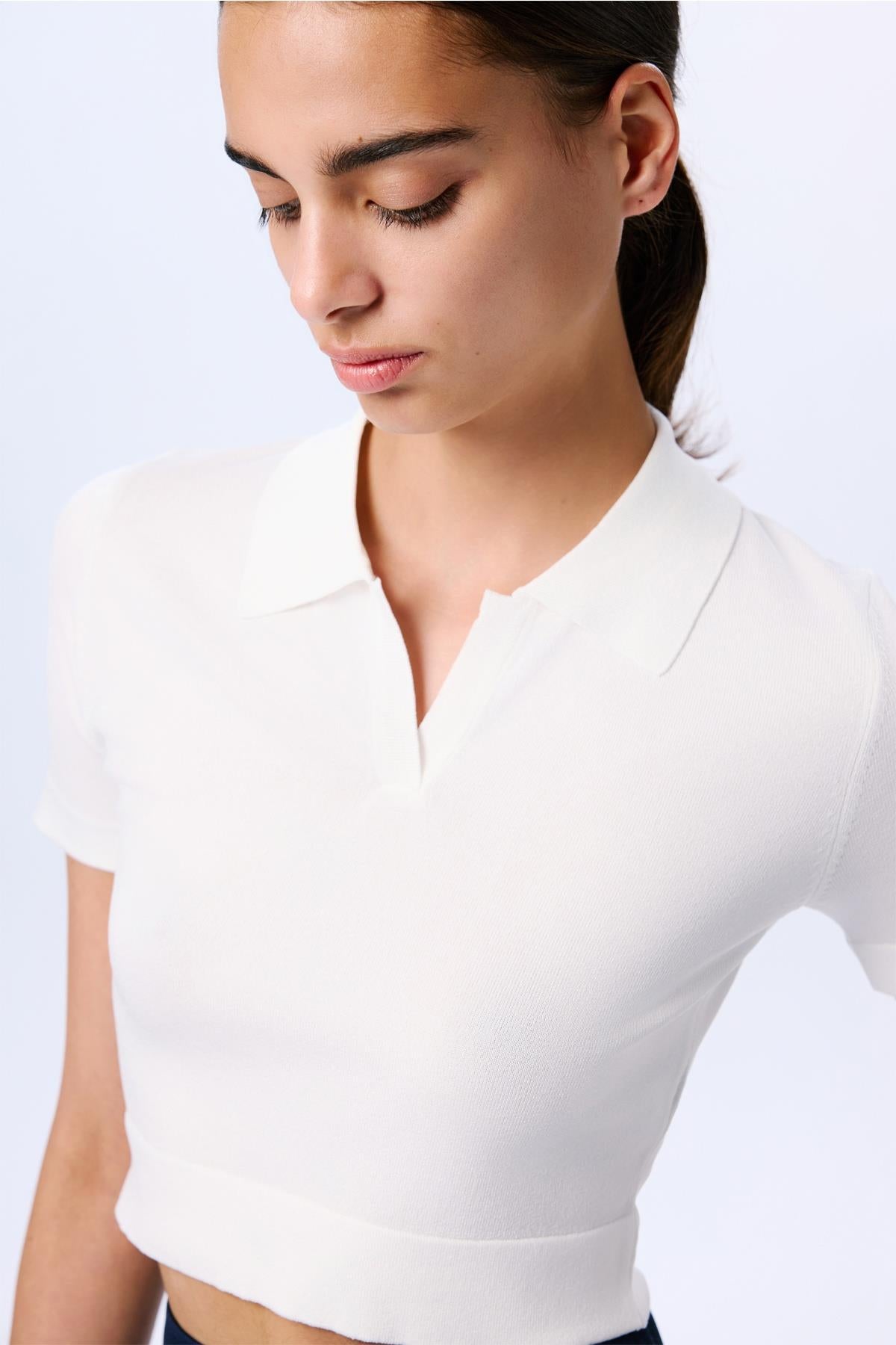 Basic Kısa Kollu Crop Ekru Bluz