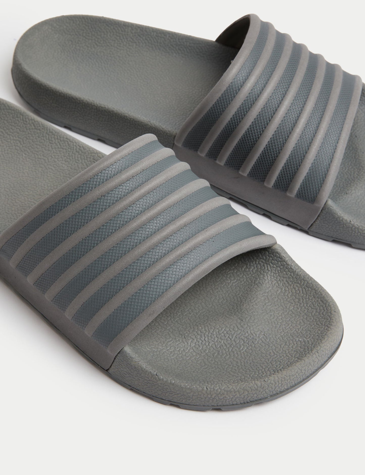 Regular Fit Slip On Terlik