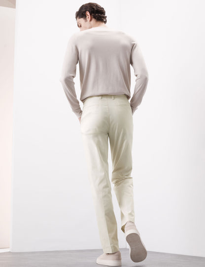 Regular Fit Süper Lightweight Chino