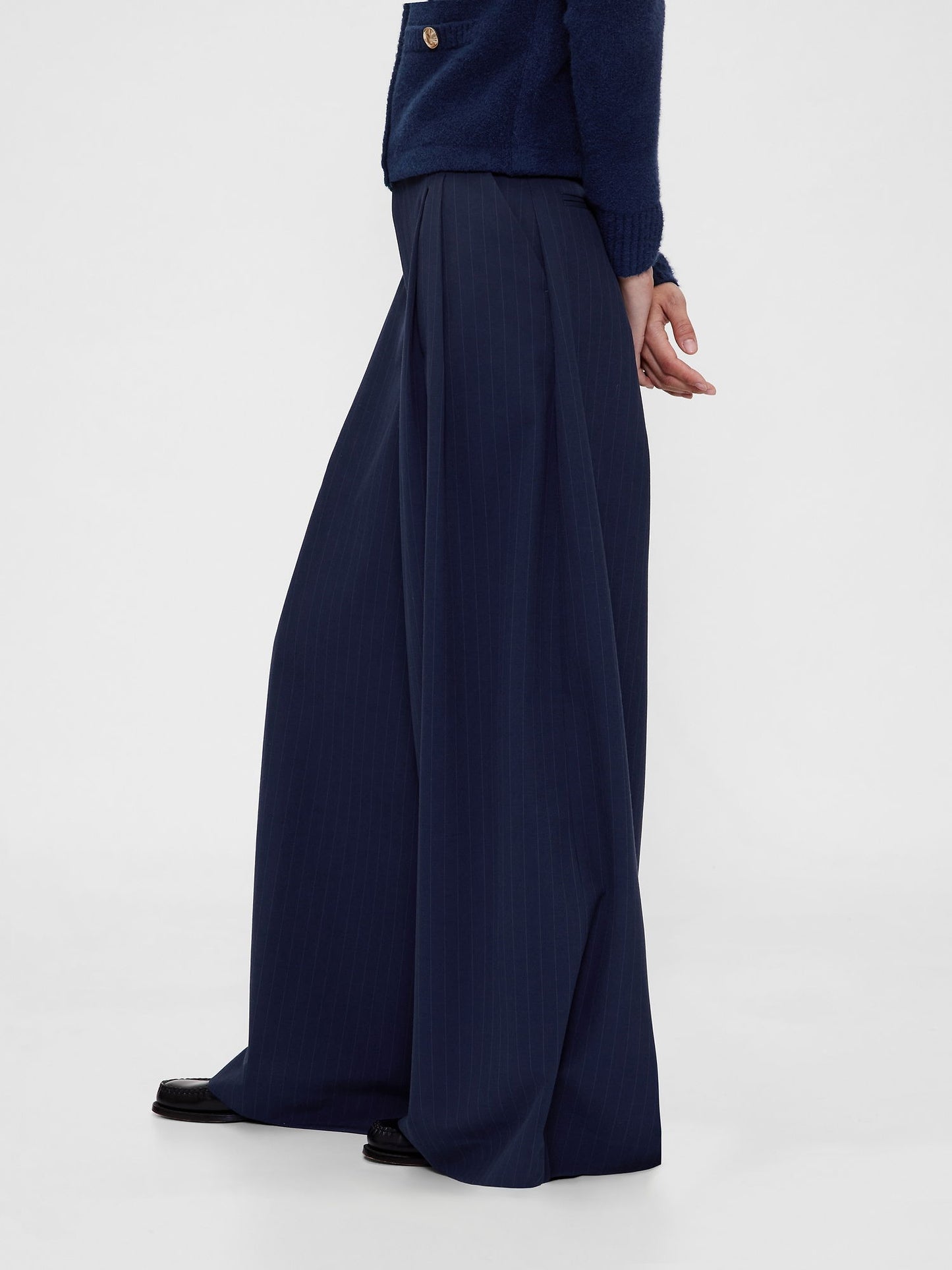 Koyu Mavi Gapstudio Mid Rise Pileli Baggy Pantolon